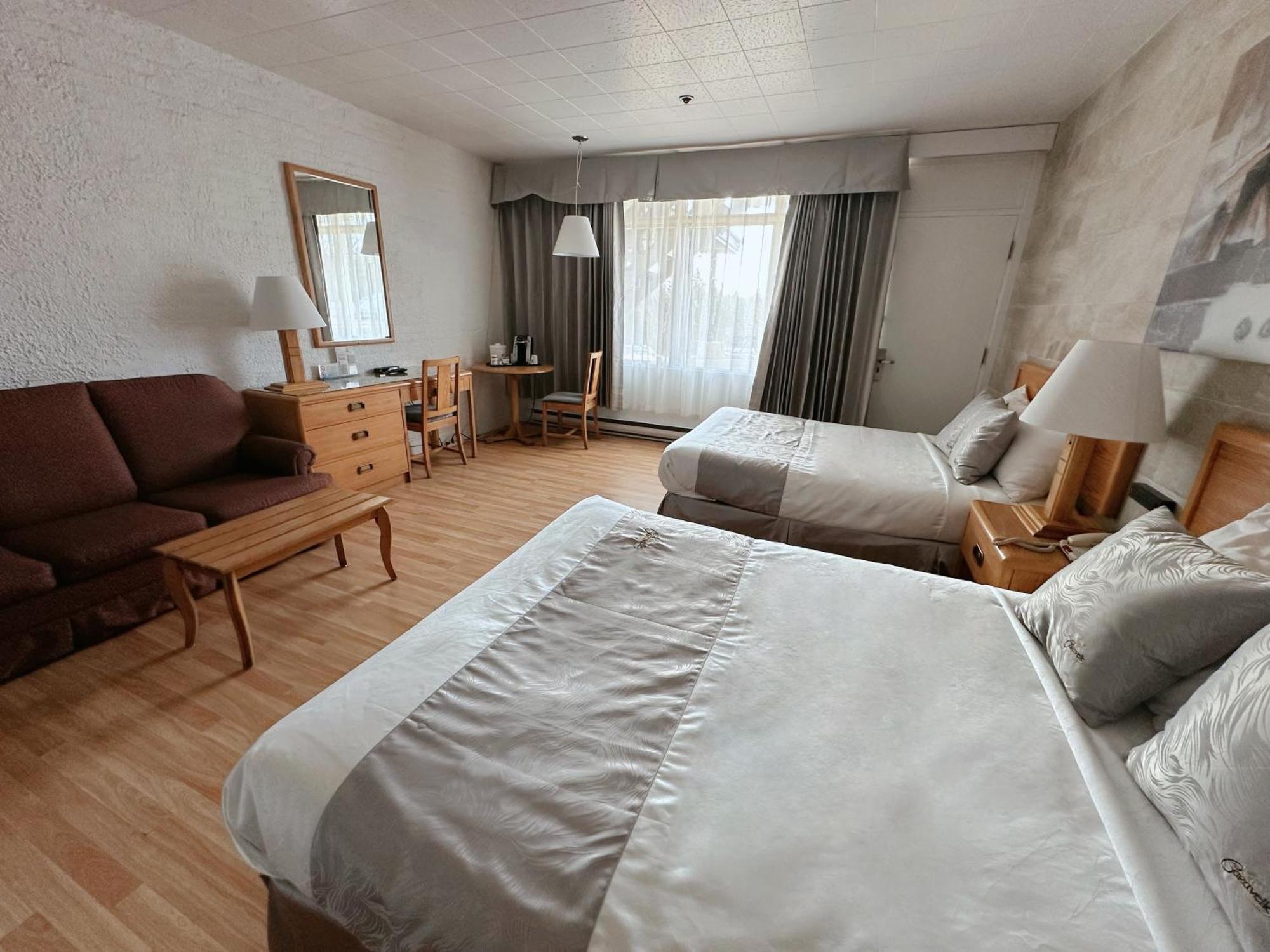 Hotel La Caravelle Baie-Comeau Ngoại thất bức ảnh